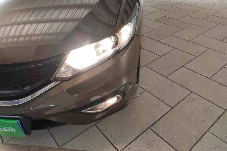 Used Honda Jade 2014 1.8L Automatic Comfort Elite Version 5 Seats Left Front Headlight