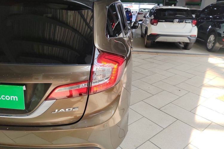 Used Honda Jade 2014 1.8L Automatic Comfort Elite Version 5 Seats Right Rear Taillight