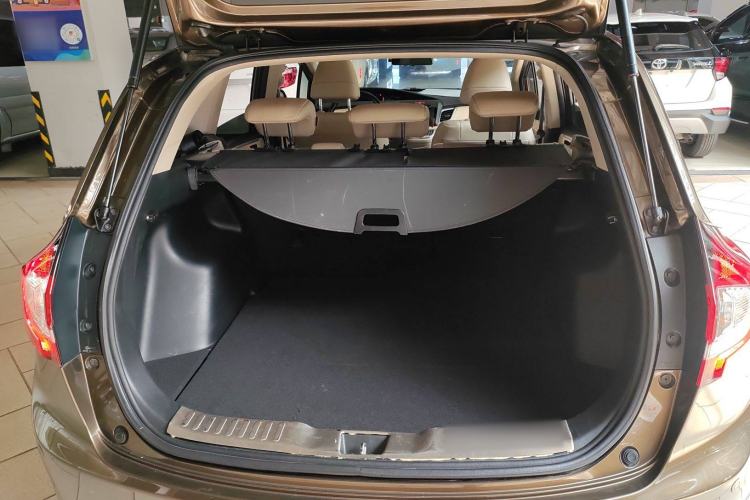 Used Honda Jade 2014 1.8L Automatic Comfort Elite Version 5 Seats Trunk