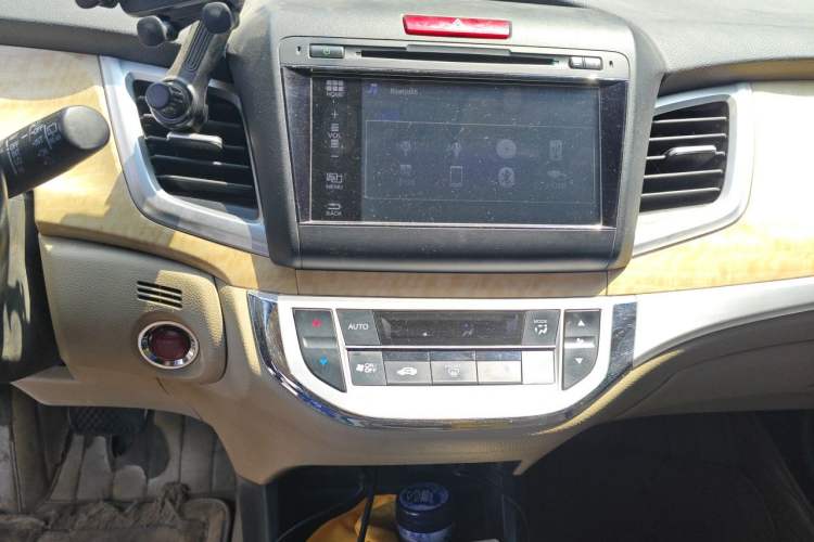Used Honda Jade 2014 1.8L CVT Luxury Prestige Edition 5 Seats Audio And AC Panel