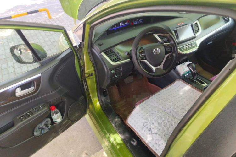 Used Honda Jade 2014 1.8L CVT Luxury Edition 5 seats Driver Seat