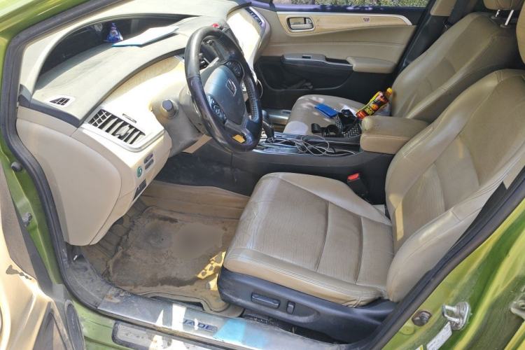 Used Honda Jade 2014 1.8L CVT Luxury Prestige Edition 5 Seats Driver Seat