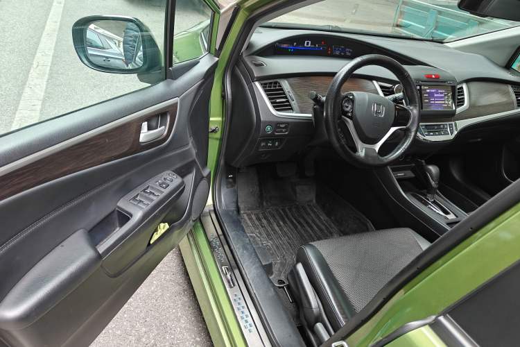 Used Honda Jade 2014 1.8L Automatic Comfort Elite Version 5 Seats Driver Seat