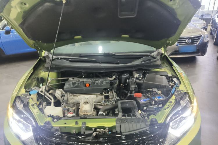 Used Honda Jade 2014 1.8L Automatic Comfort Elite Version 5 Seats Engine Bay