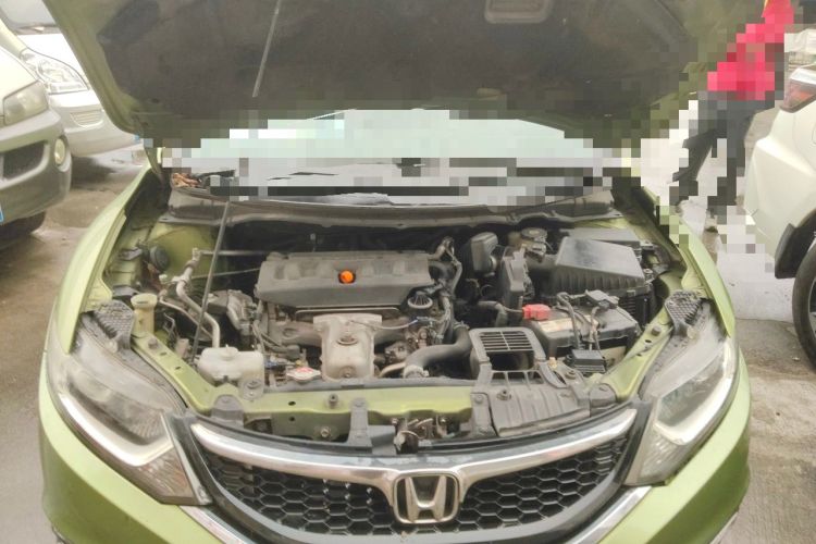 Used Honda Jade 2014 1.8L CVT Luxury Edition 5 seats Engine Bay