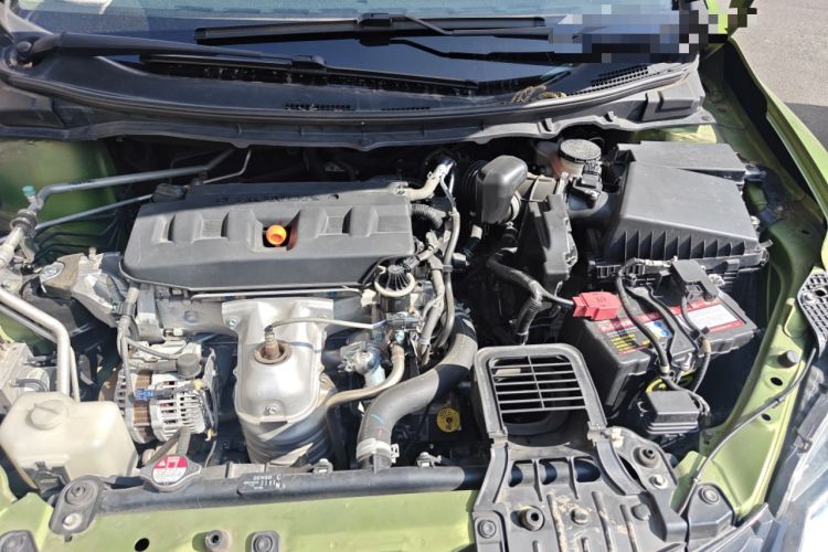 Used Honda Jade 2014 1.8L CVT Luxury Edition 5 seats Engine Bay