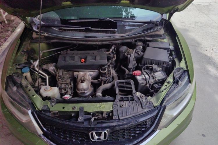 Used Honda Jade 2014 1.8L Automatic Comfort Elite Version 5 Seats Engine Bay