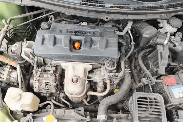 Used Honda Jade 2014 1.8L CVT Luxury Edition 5 seats Engine Bay