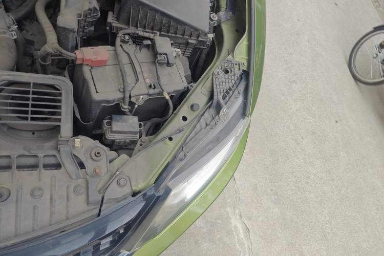 Used Honda Jade 2014 1.8L Automatic Comfort Elite Version 5 Seats Engine Bay Left