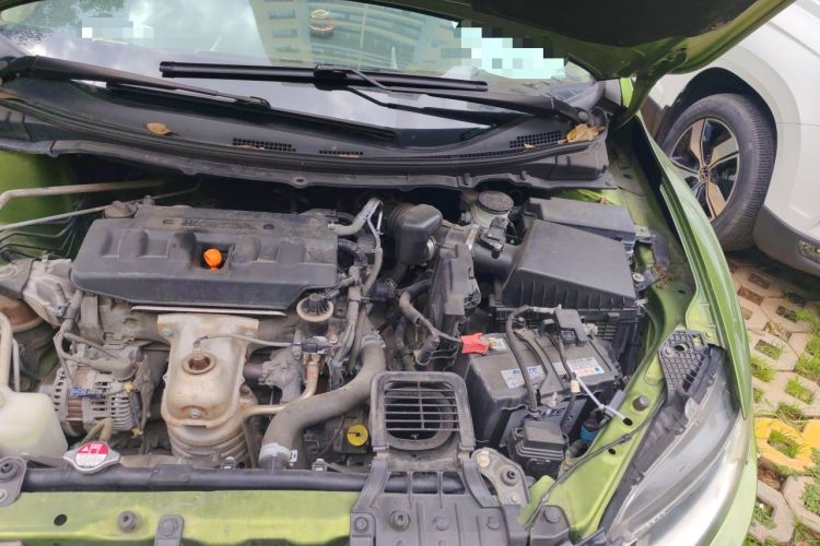 Used Honda Jade 2014 1.8L CVT Luxury Edition 5 seats Engine Bay Left