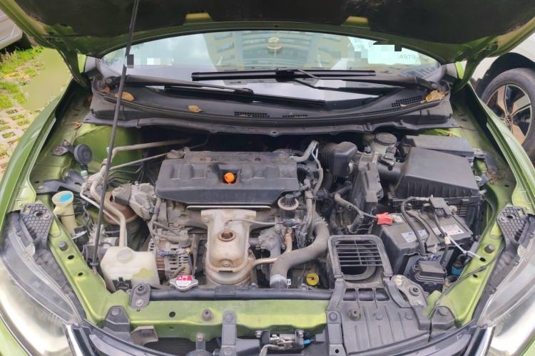Used Honda Jade 2014 1.8L CVT Luxury Edition 5 seats Engine Bay