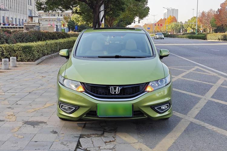Used Honda Jade 2014 1.8L Automatic Comfort Elite Version 5 Seats Exterior 2