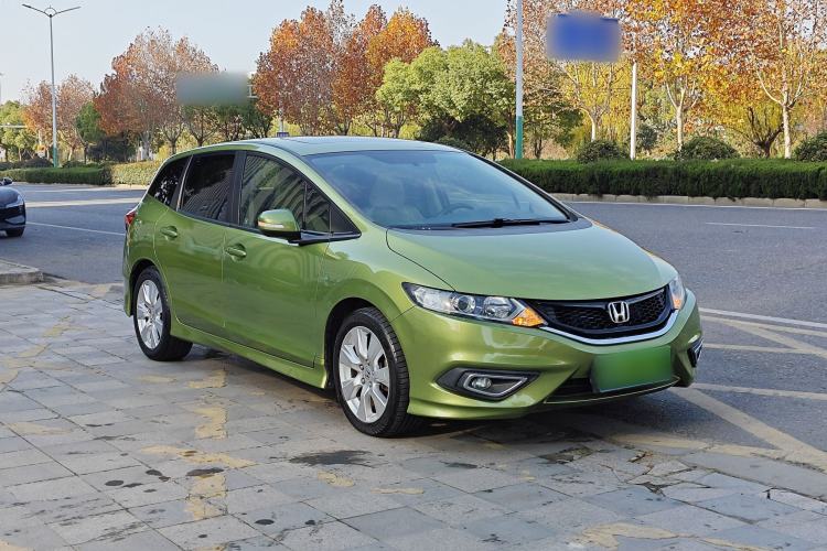 Used Honda Jade 2014 1.8L Automatic Comfort Elite Version 5 Seats Exterior 3