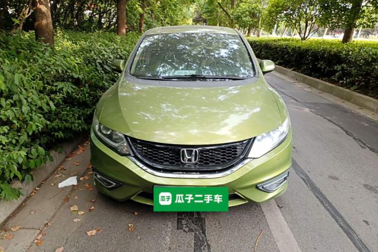 Used Honda Jade 2014 1.8L Automatic Comfort Elite Version 5 Seats Front