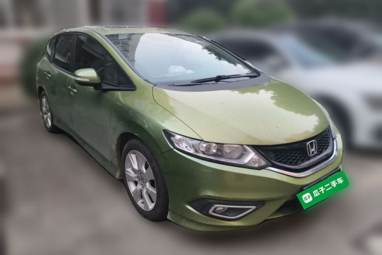 Used Honda Jade 2014 1.8L Automatic Comfort Elite Version 5 Seats Front Right 45 Deg
