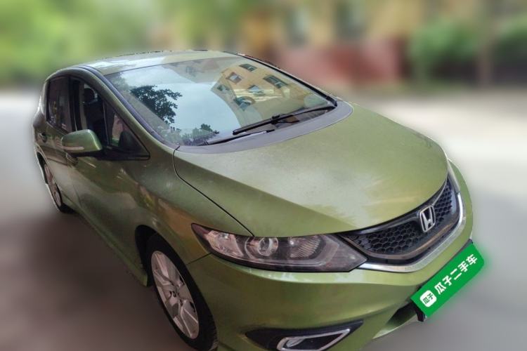 Used Honda Jade 2014 1.8L Automatic Comfort Elite Version 5 Seats Front Right 45 Deg