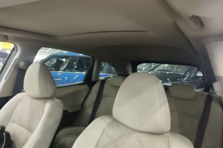 Used Honda Jade 2014 1.8L Automatic Comfort Elite Version 5 Seats Headliner