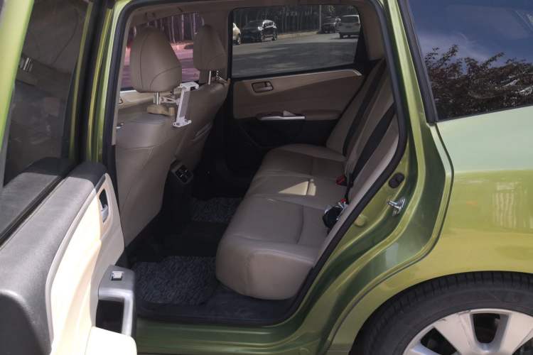 Used Honda Jade 2014 1.8L CVT Luxury Edition 5 seats Left Rear Seat