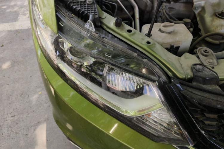 Used Honda Jade 2014 1.8L CVT Luxury Edition 5 seats Right Front Headlight