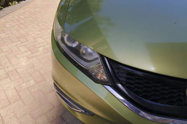 Used Honda Jade 2014 1.8L Automatic Comfort Elite Version 5 Seats Right Front Headlight