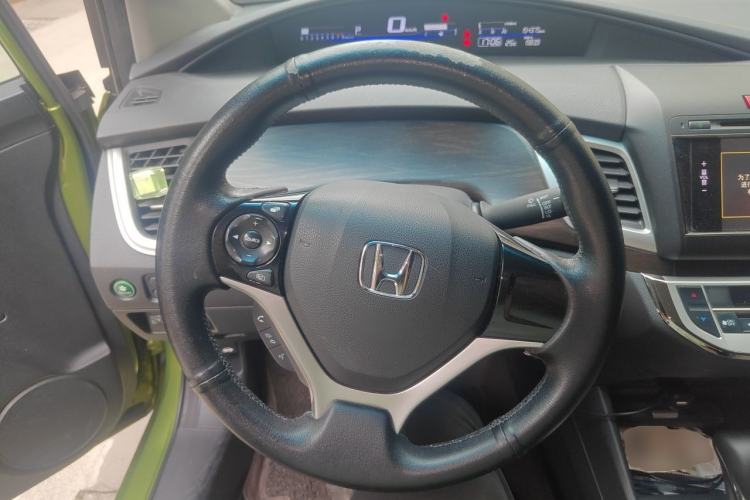 Used Honda Jade 2014 1.8L Automatic Comfort Elite Version 5 Seats Steering Wheel