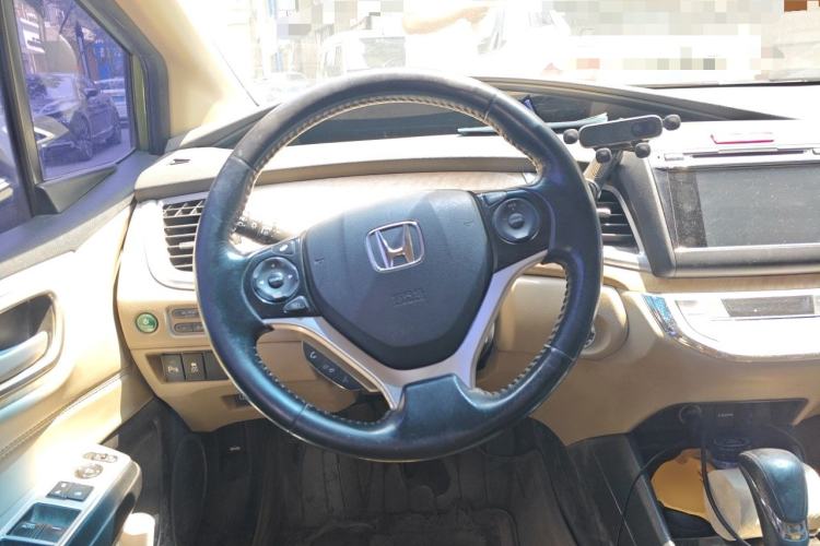 Used Honda Jade 2014 1.8L CVT Luxury Prestige Edition 5 Seats Steering Wheel