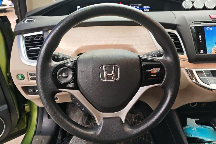 Used Honda Jade 2014 1.8L Automatic Comfort Elite Version 5 Seats Steering Wheel