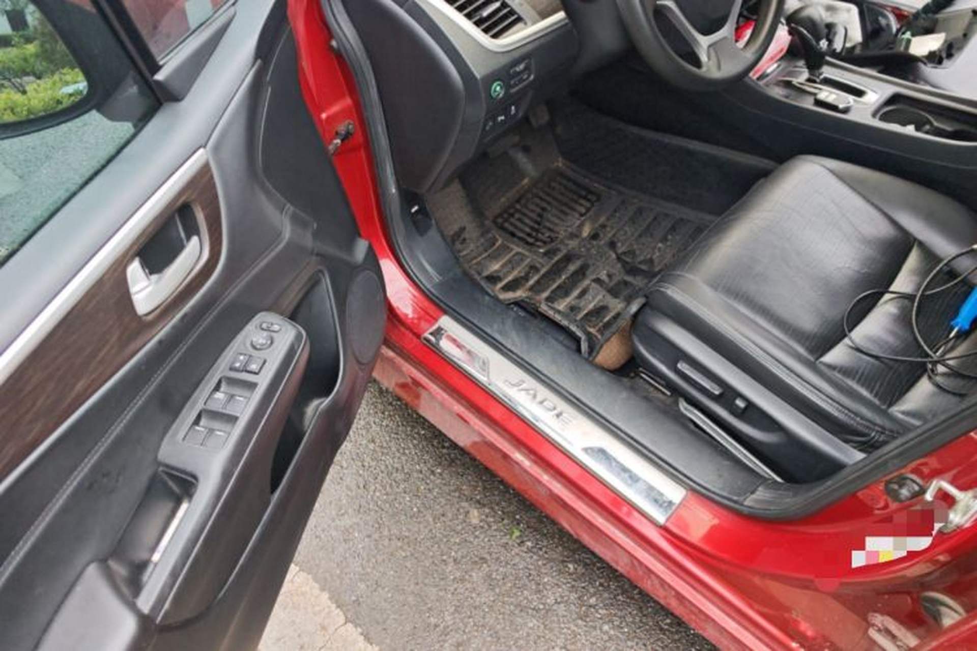Used Honda Jade 2014 1.8L CVT Luxury Edition 5 seats Driver Seat