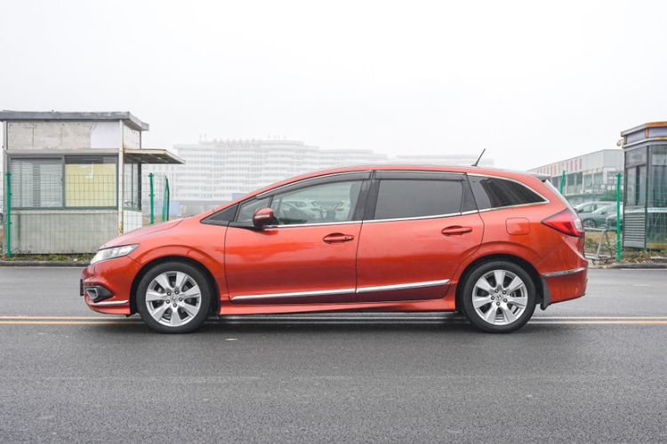 Used Honda Jade 2014 1.8L Automatic Comfort Elite Version 5 Seats Exterior 3