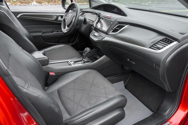 Used Honda Jade 2014 1.8L Automatic Comfort Elite Version 5 Seats Interior 15
