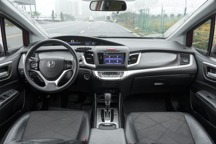 Used Honda Jade 2014 1.8L Automatic Comfort Elite Version 5 Seats Interior 6