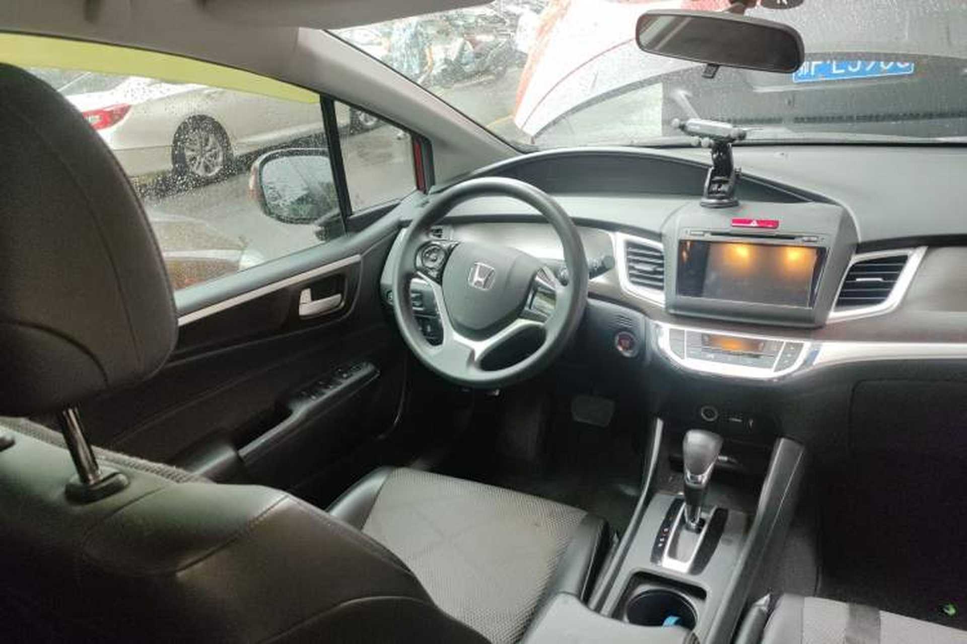 Used Honda Jade 2014 1.8L Automatic Comfort Elite Version 5 Seats Steering Wheel