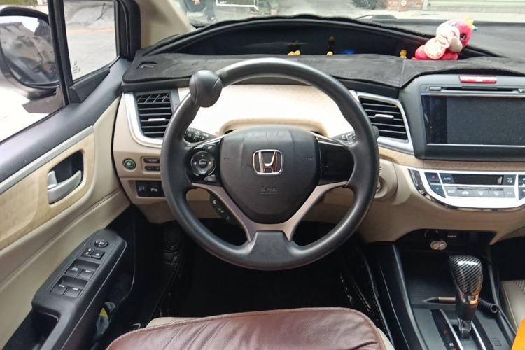 Used Honda Jade 2014 1.8L Automatic Comfort Elite Version 5 Seats Steering Wheel
