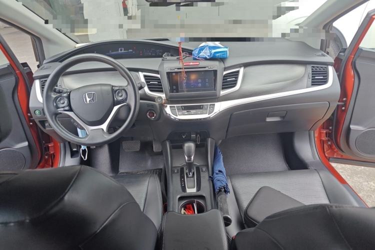 Used Honda Jade 2014 1.8L CVT Luxury Edition 5 seats Center Console