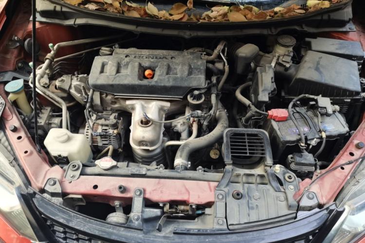 Used Honda Jade 2014 1.8L CVT Luxury Edition 5 seats Engine Bay