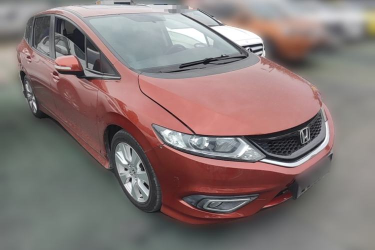 Used Honda Jade 2014 1.8L Automatic Comfort Elite Version 5 Seats Front Right 45 Deg