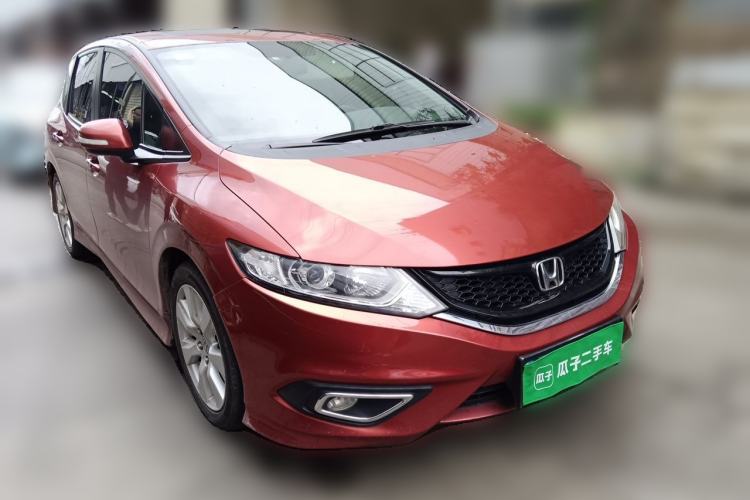 Used Honda Jade 2014 1.8L Automatic Comfort Elite Version 5 Seats Front Right 45 Deg