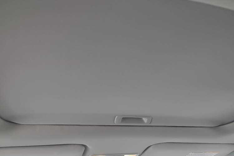 Used Honda Jade 2014 1.8L Automatic Comfort Elite Version 5 Seats Headliner