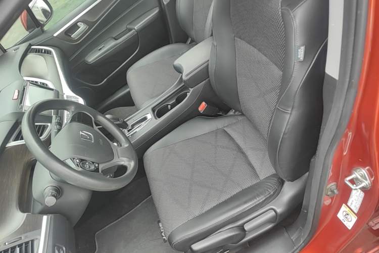 Used Honda Jade 2014 1.8L Automatic Comfort Elite Version 5 Seats Left Front Seat