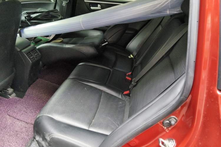 Used Honda Jade 2014 1.8L CVT Luxury Edition 5 seats Left Rear Seat