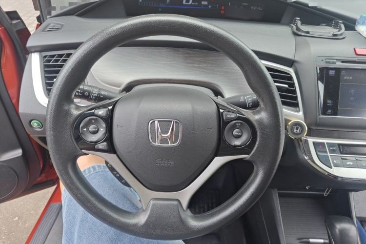 Used Honda Jade 2014 1.8L CVT Luxury Edition 5 seats Steering Wheel