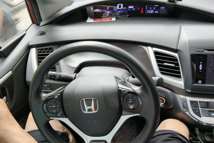 Used Honda Jade 2014 1.8L CVT Luxury Edition 5 seats Steering Wheel