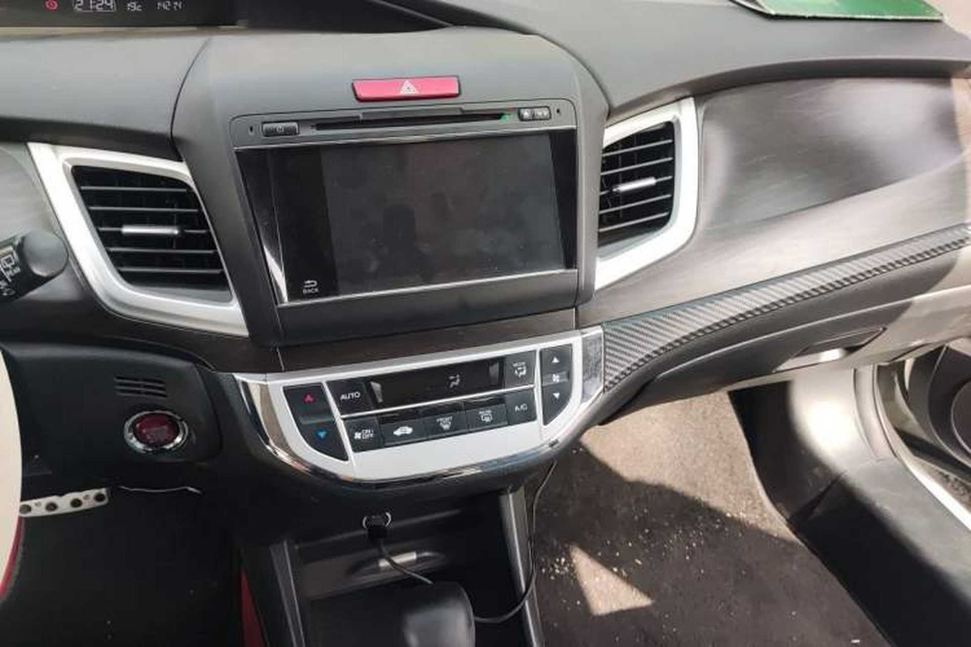 Used Honda Jade 2014 1.8L Automatic Comfort Elite Version 5 Seats Audio And AC Panel