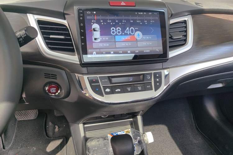 Used Honda Jade 2014 1.8L Automatic Comfort Elite Version 5 Seats Audio And AC Panel