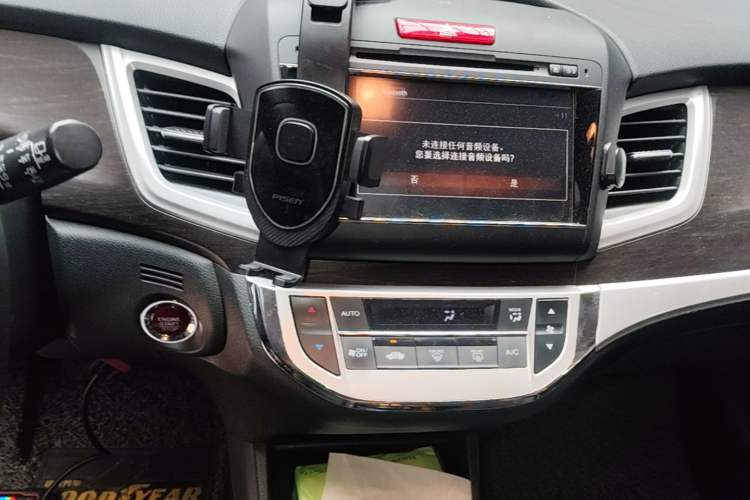 Used Honda Jade 2014 1.8L Automatic Comfort Elite Version 5 Seats Audio And AC Panel