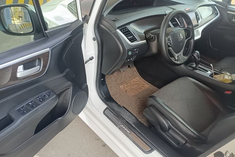 Used Honda Jade 2014 1.8L Automatic Comfort Elite Version 5 Seats Driver Seat