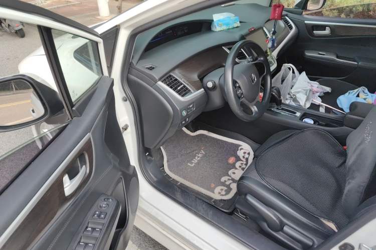 Used Honda Jade 2014 1.8L Automatic Comfort Elite Version 5 Seats Driver Seat