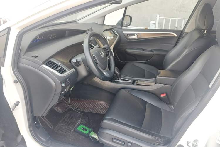 Used Honda Jade 2014 1.8L CVT Luxury Edition 5 seats Driver Seat