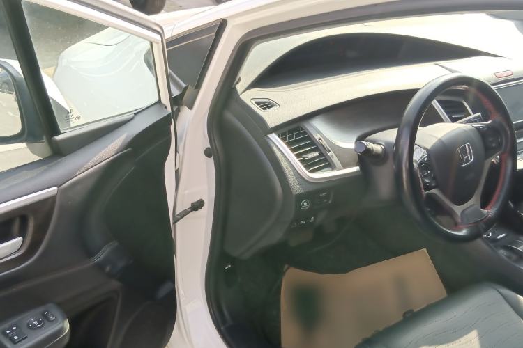 Used Honda Jade 2014 1.8L CVT Luxury Edition 5 seats Driver Seat