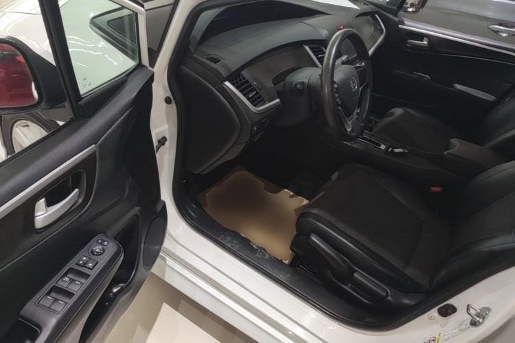 Used Honda Jade 2014 1.8L Automatic Comfort Elite Version 5 Seats Driver Seat